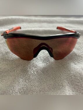 Oakley M2 Frame XL Sport Sunglasses – Black/Orange with Polarized Red Lenses
